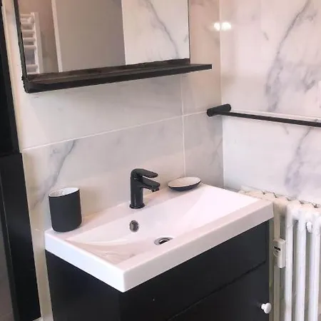 Renovated Near The Apartman